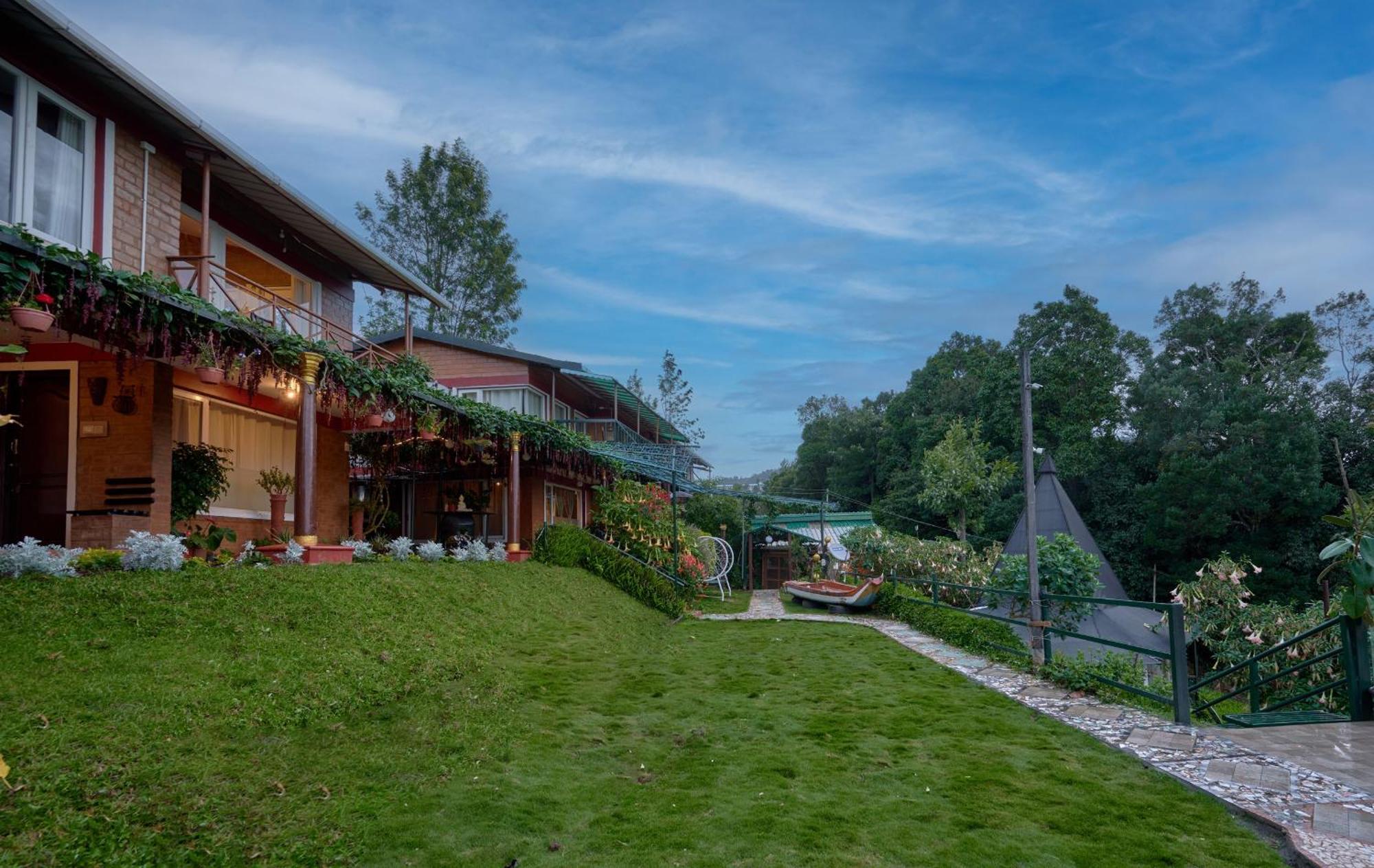 De Rock Jungle Living Resort クーヌール エクステリア 写真